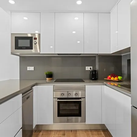 Luxury Valentino Golf Apartment